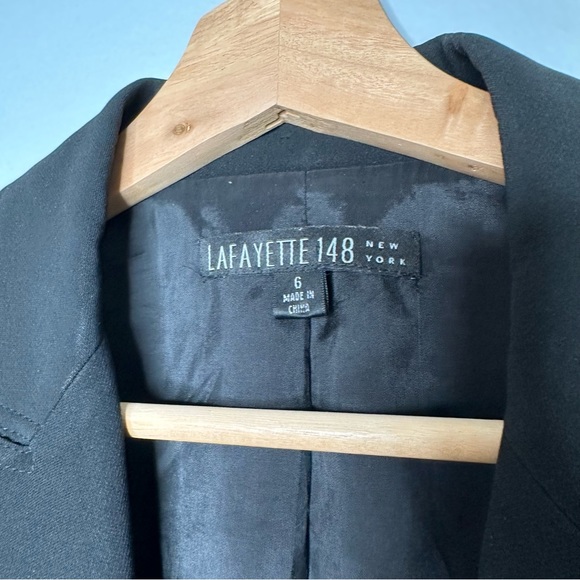 Lafayette 148 New York Blazer Jacket Tailored Black 2 Button Collared - Picture 6 of 7